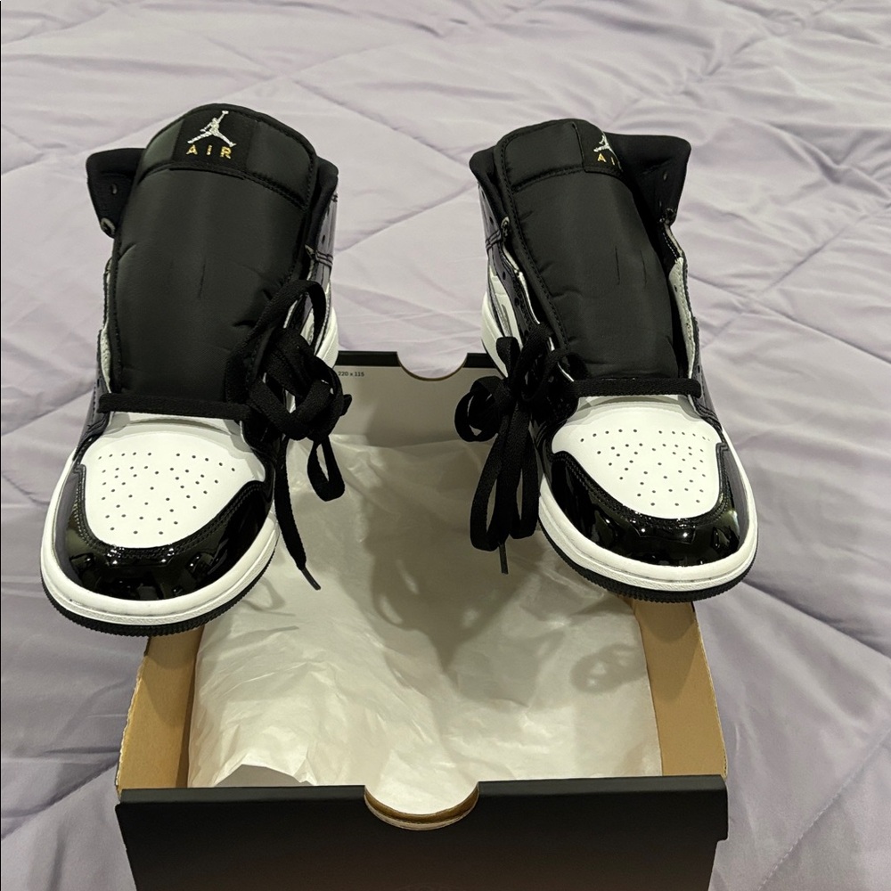 Jordan Air Sneakers in Black and White